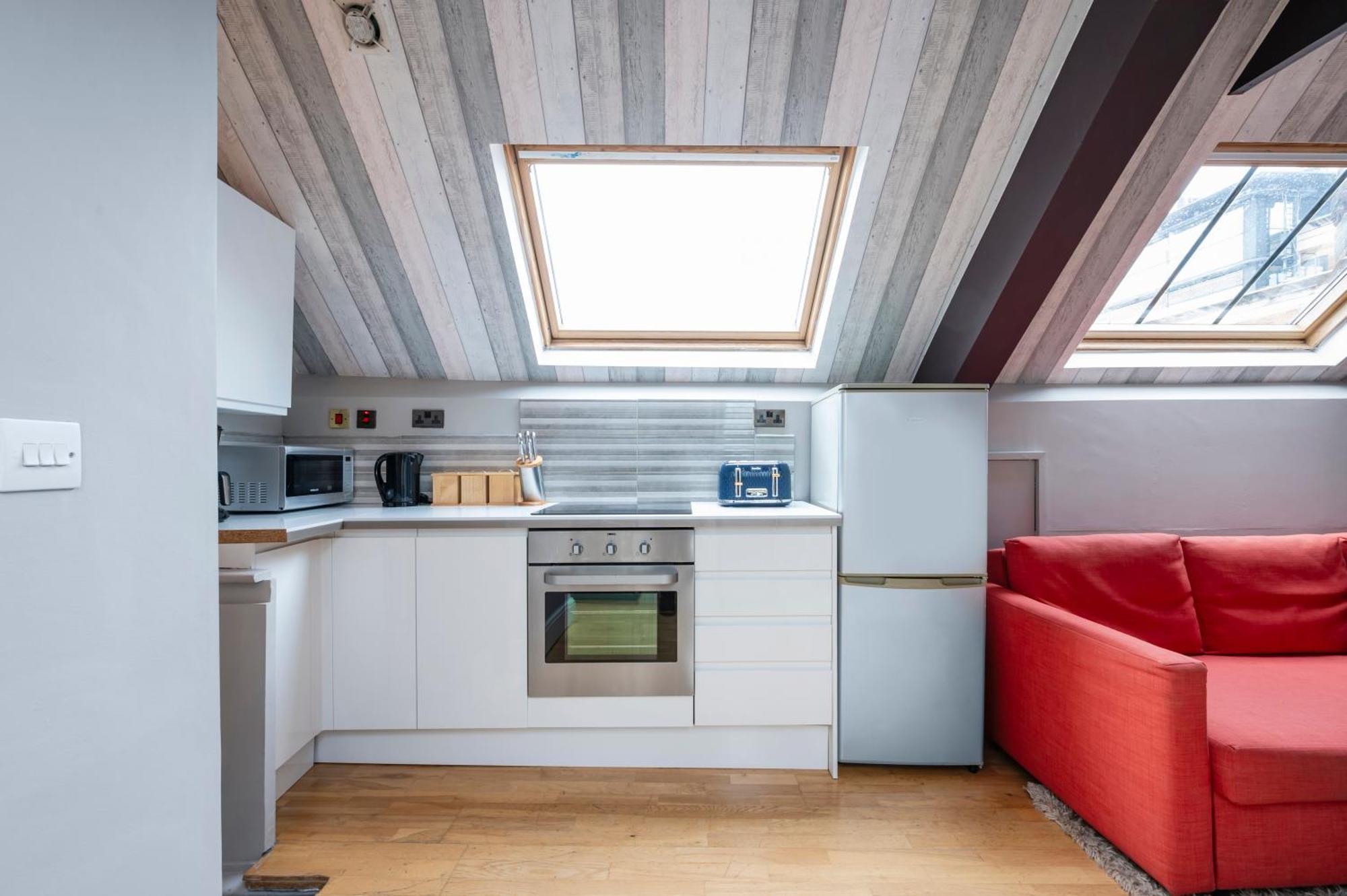 Sunny Loft In Center Of London Apartment Екстериор снимка